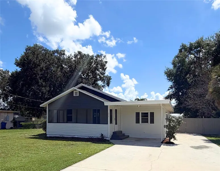 335 E HOFFMAN ST, Lake Alfred, FL 33850