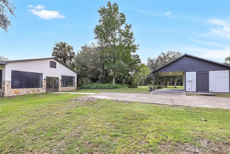 2415 WACCASSA ST, Geneva, FL 32732