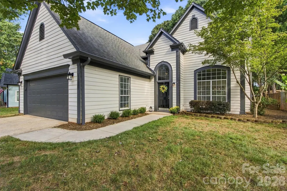 10207 Bon Meade LN, Cornelius, NC 28031
