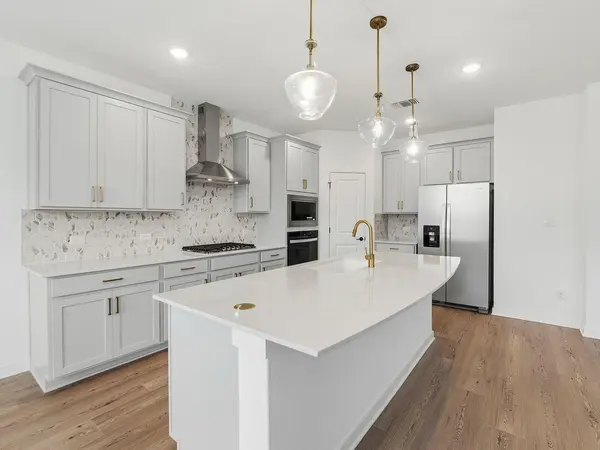 124 Singing Dove WAY, Liberty Hill, TX 78642