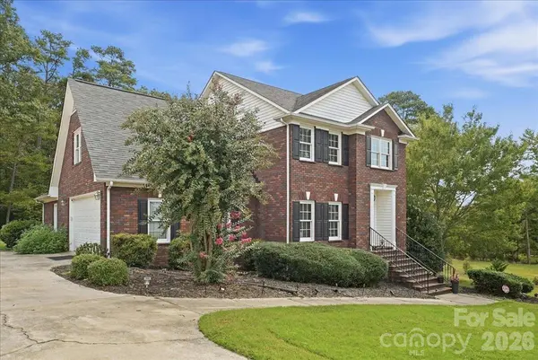 417 Gray Fox DR, Oakboro, NC 28129