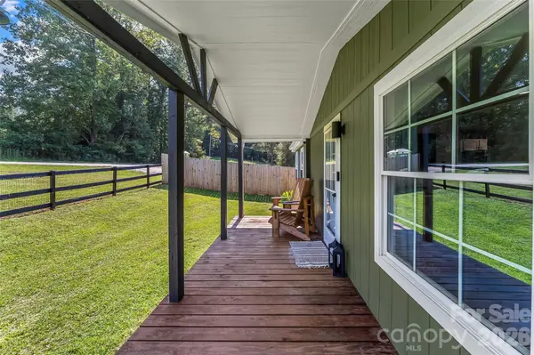 2495 Piney RD, Morganton, NC 28655