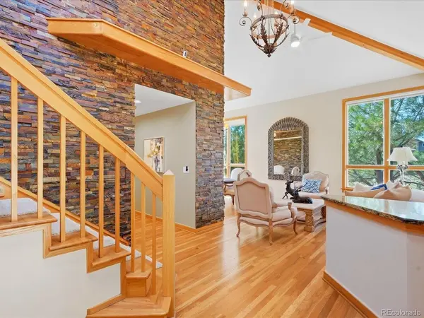6040 W Lakeside, Littleton, CO 80125