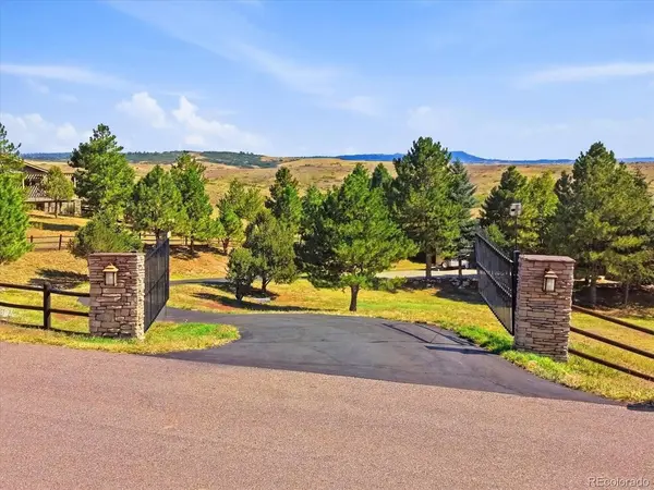 6040 W Lakeside, Littleton, CO 80125