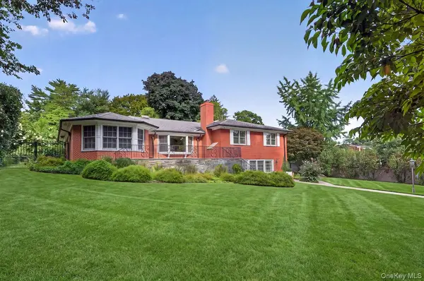 169 Clinton AVE, Dobbs Ferry, NY 10522