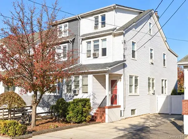 2861 Tilrose Avenue, Oceanside, NY 11572