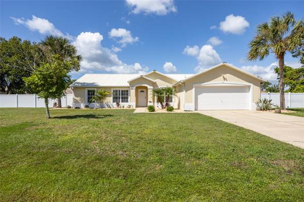 11 LANCASTER LN, Palm Coast, FL 32137