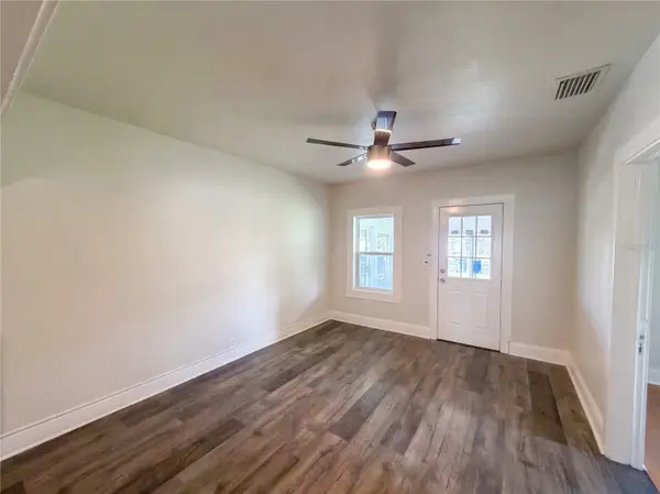 335 E HOFFMAN ST, Lake Alfred, FL 33850