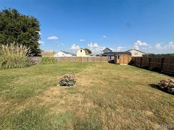 522 Deer RUN, Moro, IL 62067