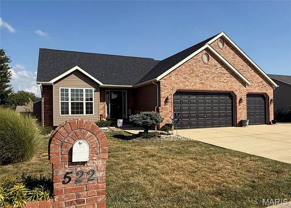 522 Deer RUN, Moro, IL 62067
