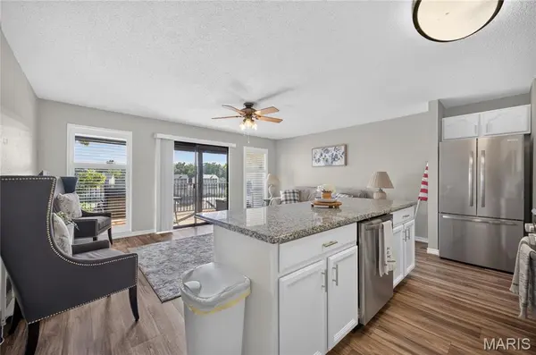 237 Southwood Shores DR #2B, Lake Ozark, MO 65049