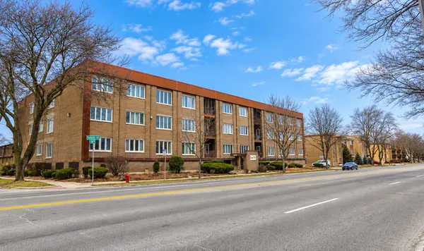 10048 S Pulaski RD #2C, Oak Lawn, IL 60453