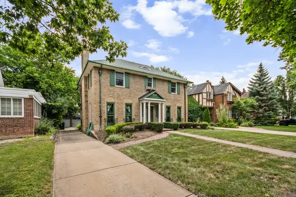 525 Wisner ST, Park Ridge, IL 60068