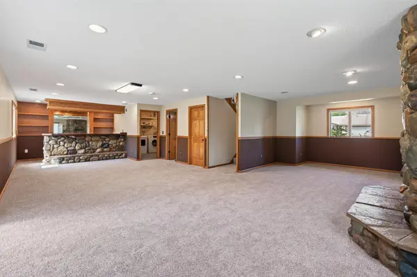 486 193rd LN NE, Cedar, MN 55011