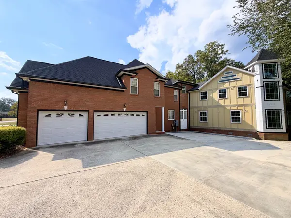 106 Somerset Ln, Tullahoma, TN 37388