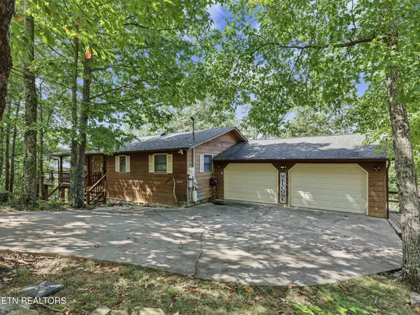 1001 Old Laurel Lane, Sevierville, TN 37876