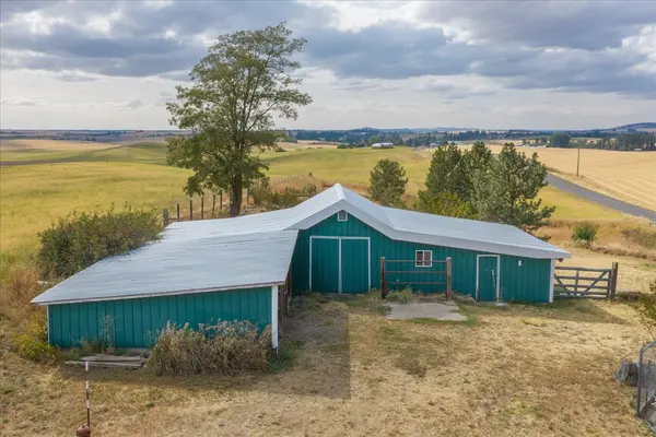 15110 E Stoughton Rd, Valleyford, WA 99036