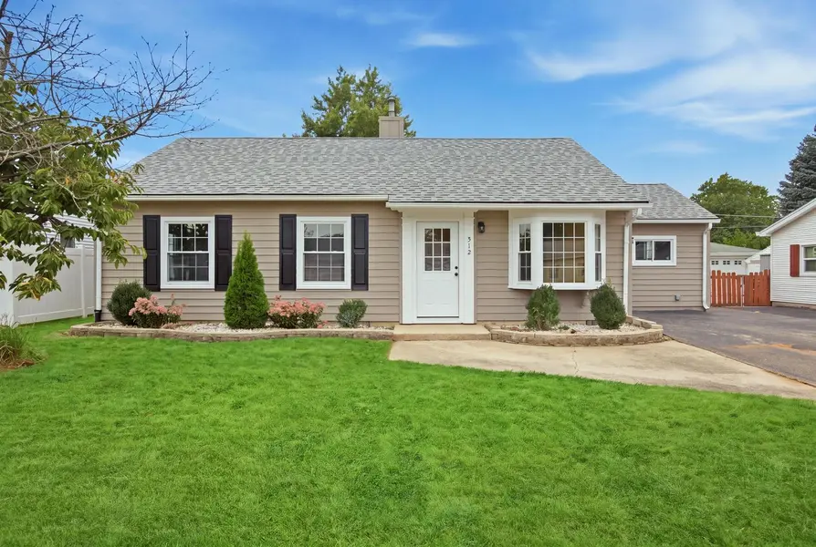 512 Concord AVE, Romeoville, IL 60446
