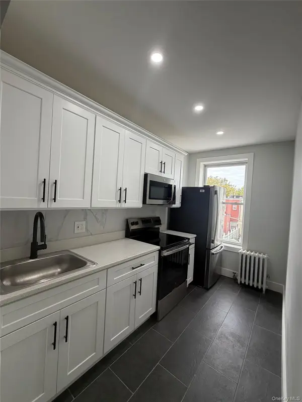 90-11 77th Street #2, Woodhaven, NY 11421
