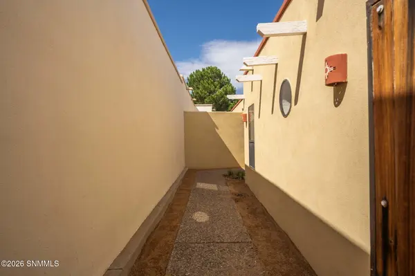 6712 Camino Blanco, Las Cruces, NM 88007