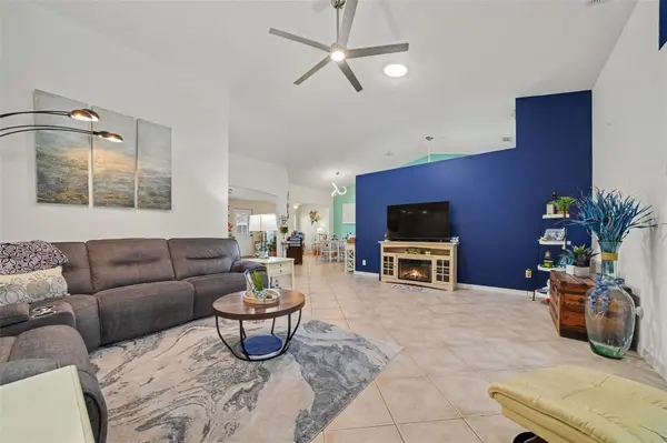 4617 MANOR VIEW DR, Leesburg, FL 34748