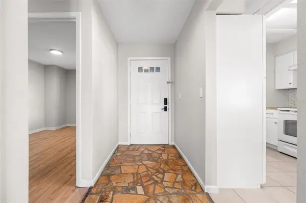 107 DEER LAKE CIR, Ormond Beach, FL 32174