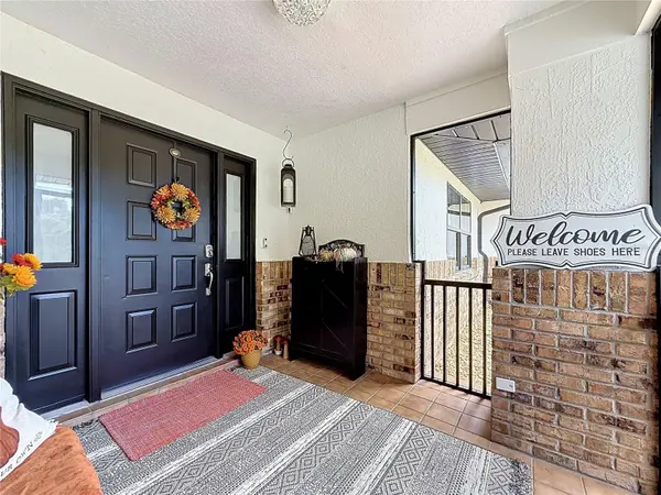 9238 TREE TOP LN, Hudson, FL 34669