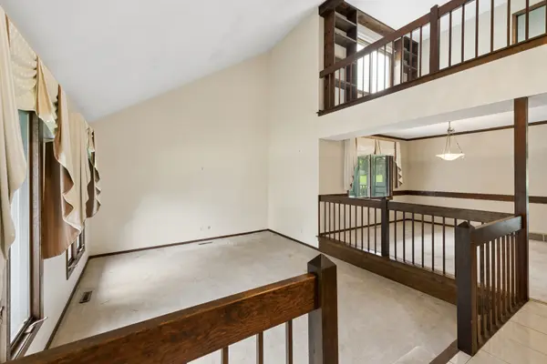 7239 Great Hill RD, Crystal Lake, IL 60012