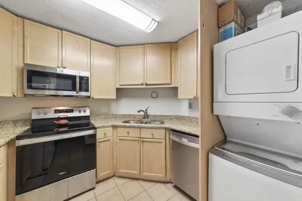 195 N HARBOR DR #3604, Chicago, IL 60601