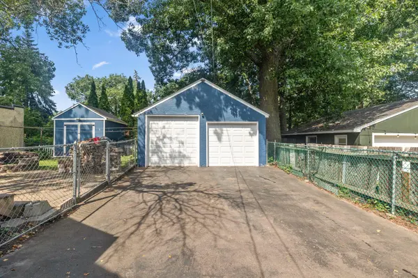 867 Delaware AVE, Saint Paul, MN 55107