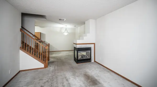 11151 204th ST W #309, Lakeville, MN 55044