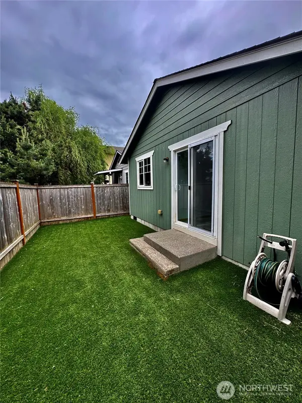 6412 79th PL NE, Marysville, WA 98270