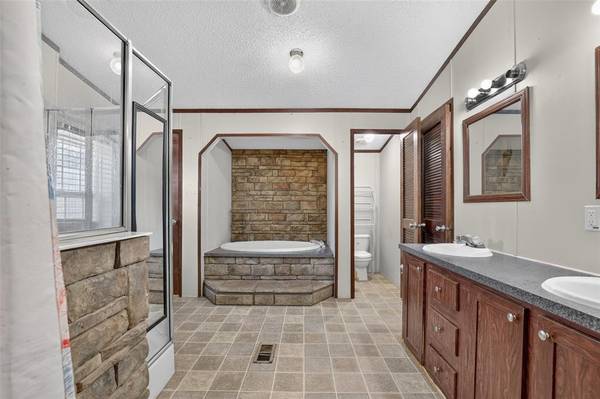 102211 S Highway 102, Mcloud, OK 74851