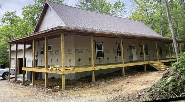 488 Hunters Trail Way, Altamont, TN 37301