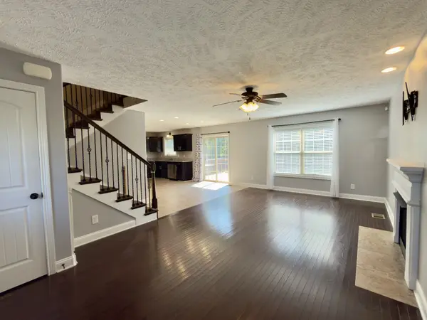 1971 General Neyland Dr, Clarksville, TN 37042
