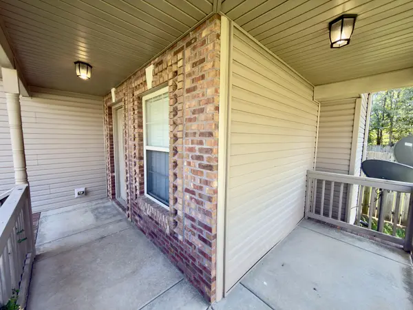 1971 General Neyland Dr, Clarksville, TN 37042
