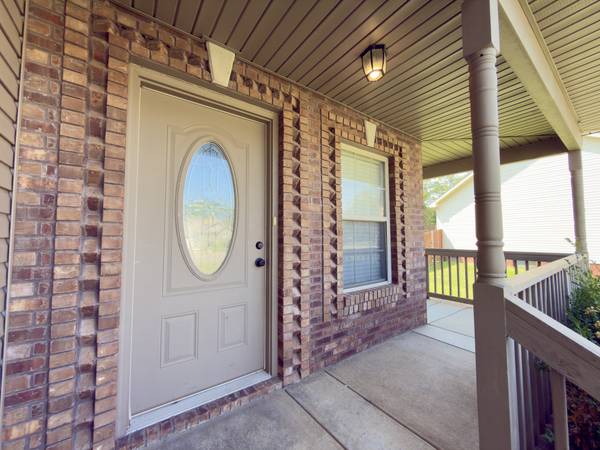 1971 General Neyland Dr, Clarksville, TN 37042