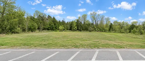 2506 New Lewisburg Hwy, Columbia, TN 38401