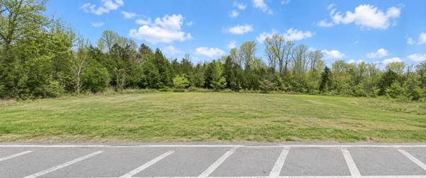 2506 New Lewisburg Hwy, Columbia, TN 38401