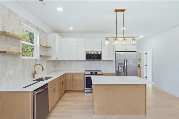 506 Potter RD, Gaffney, SC 29341