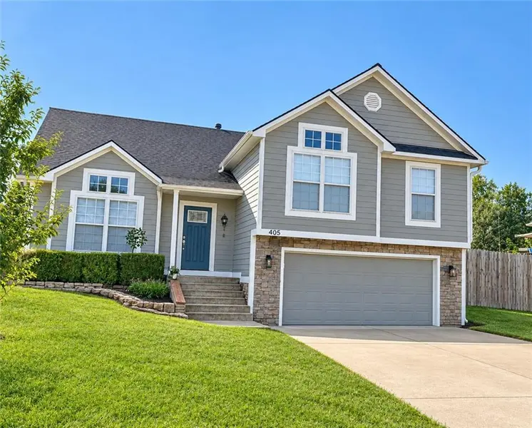 405 Flame WAY, Baldwin City, KS 66006