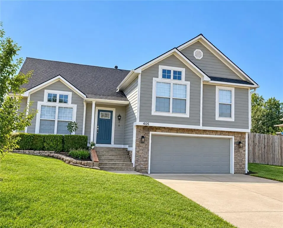 405 Flame WAY, Baldwin City, KS 66006