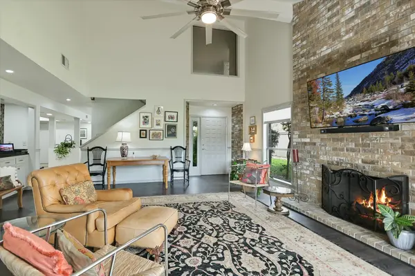 5813 BACK CT, Austin, TX 78731