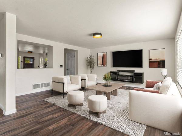 9797 Falcon, Littleton, CO 80125