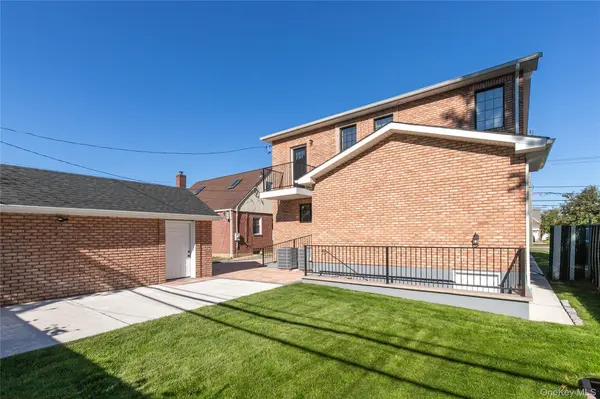 1519 New Hyde Park DR, New Hyde Park, NY 11040