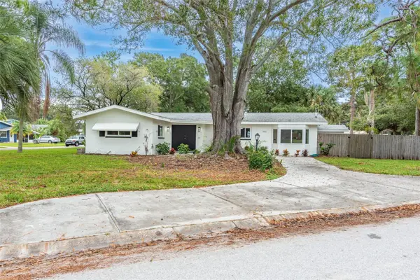 5625 ATLANTIC AVE N, St Petersburg, FL 33703