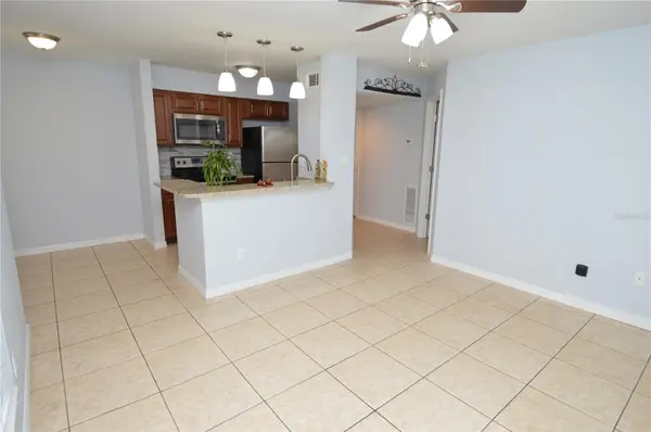8617 FANCY FINCH DR #101, Tampa, FL 33614