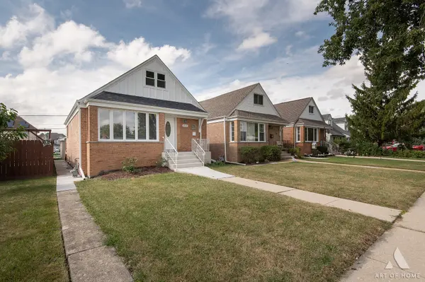 7712 Nagle AVE, Burbank, IL 60459