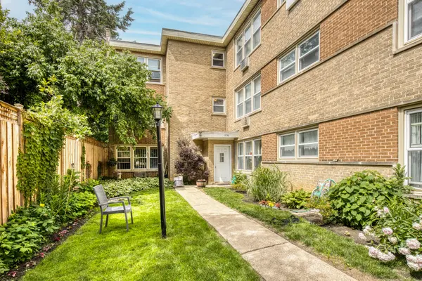 1536 W Pratt BLVD #3D, Chicago, IL 60626