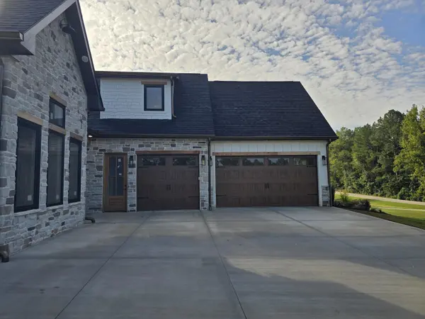 110 Marseille DR, Simpsonville, SC 29680